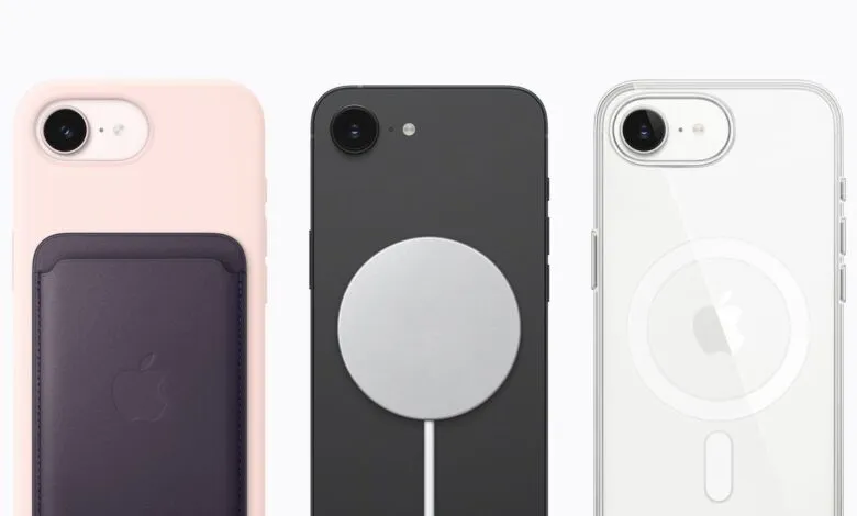 Three iPhones with different cases and MagSafe accessories on a white background.