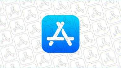 Apple App Store logo on a patterned background.