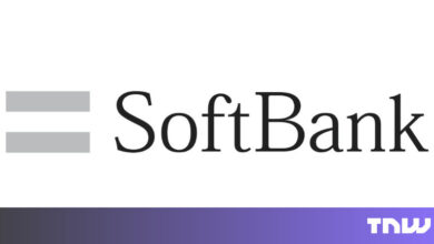 SoftBank logo with two gray bars and the company name.