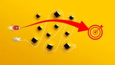 Rocket bypasses obstacles to reach target, paper boat struggles.