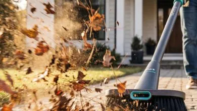 Shark BlastBoss Sweeper Uses 190 MPH Air Blast