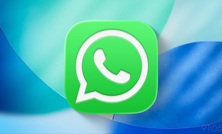 WhatsApp icon, green square with white phone symbol, on blue background.