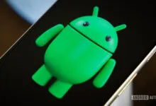 Android robot logo displayed on a smartphone screen.
