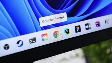 Close-up of Windows 11 taskbar with Google Chrome highlighted.