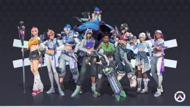 Overwatch 2 x LE SSERAFIM collaboration featuring character skins in streetwear fashion.