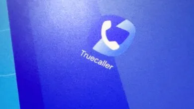Truecaller app icon on a blue background.