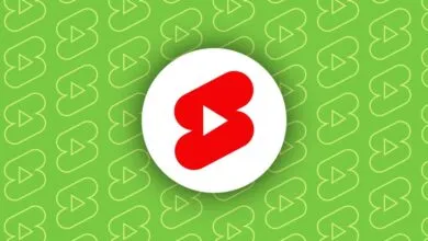 YouTube Shorts logo: red play button in white circle on green background.