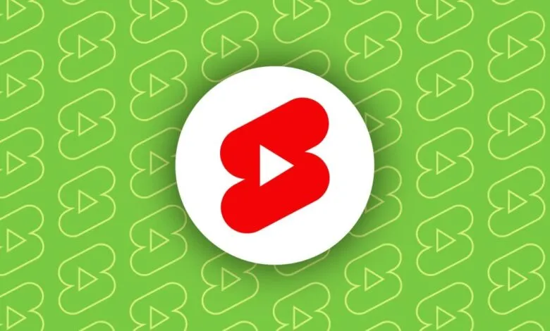 YouTube Shorts logo: red play button in white circle on green background.
