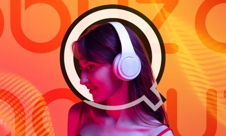 Woman with white headphones against an orange and red Qobuz logo background.