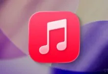 Apple Music app icon with a white music note on a red rounded square.