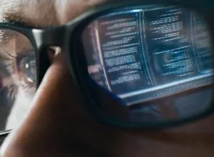 75% of Firms Push Vulnerable Code as CISO Pressure Mounts