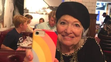 Caring for my 88-year-old mom meant unexpected hours of tech support.