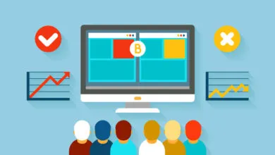 Digital illustration comparing two website variations for split testing with an audience watching