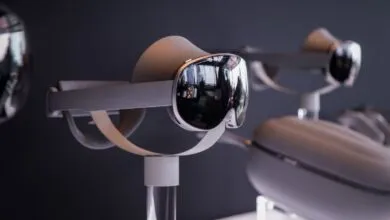 Samsung's Galaxy XR Headset Launches at Half the Price of Vision Pro