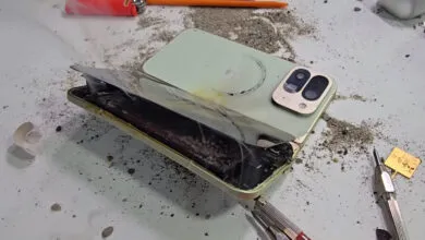 Google Pixel 10 Pro Fold Fails Durability Test Spectacularly