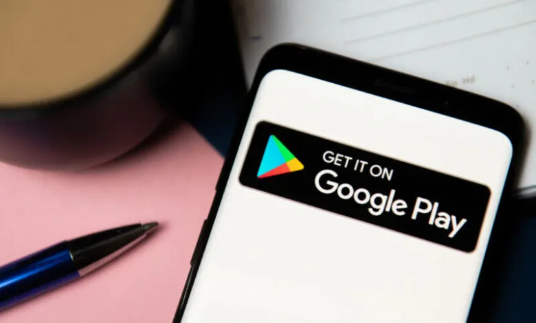 Smartphone displaying the 'Get it on Google Play' logo.