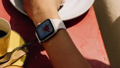 Apple Drops iPhone-Apple Watch Wi-Fi Sync in EU With iOS 26.2