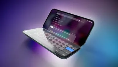 Samsung's 'Wide Fold' Aims to Beat Apple to Foldable Market