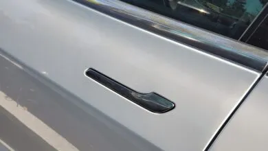 China Bans Concealed EV Door Handles