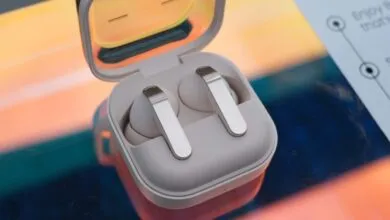 Galaxy Buds 4 Pro: What Happened to the Blade Lights?