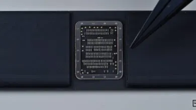 Watch a YouTuber Upgrade a MacBook to 1TB in ASMR