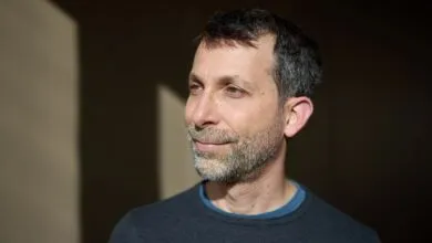 AlphaGo Creator Warns AI Is On the Wrong Path