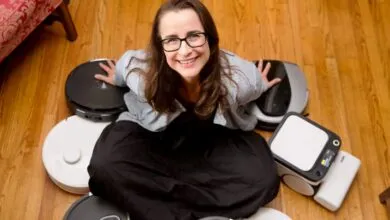 Robot Vacuum Reviewer Answers Your Questions