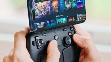 Steam Controller snaps to your phone or almost anything else