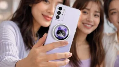 Oppo's Bubble: A Round Screen for Rear Camera Selfies