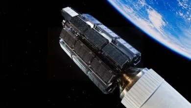 FCC lifts looming deadline for Amazon’s satellite broadband plan