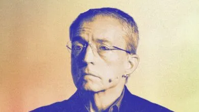 Ex-Intel CEO Aims to Revive Moore’s Law Using Light