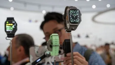 Apple Redesigns Smartwatch for a New Era