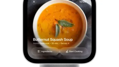 Smart display showing a recipe for Butternut Squash Soup with ingredients and start cooking buttons