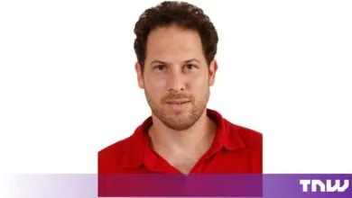 Portrait of entrepreneur and Quantum X Labs founder Jonathan Caspi against white background
