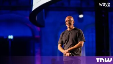 Yoram Wijngaarde smiling on stage during the Wave by Vento event in Turin